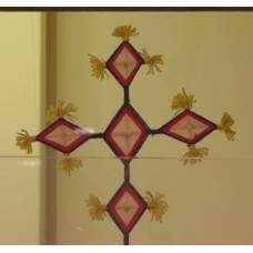 Tsikuris (thread crosses), diamond threads forming a cross